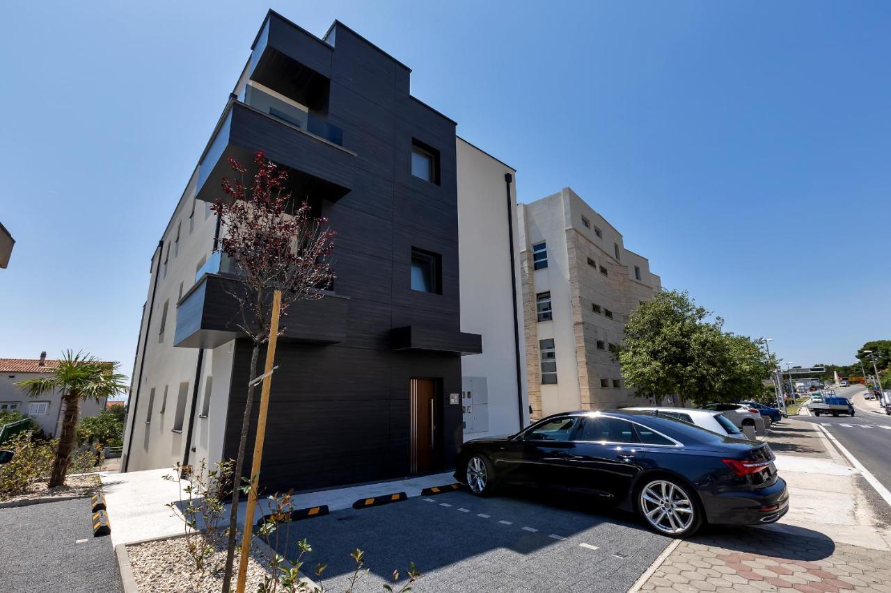 Lux Apartment Dolce Vita - Private Hottub มาคาร์สกา ภายนอก รูปภาพ