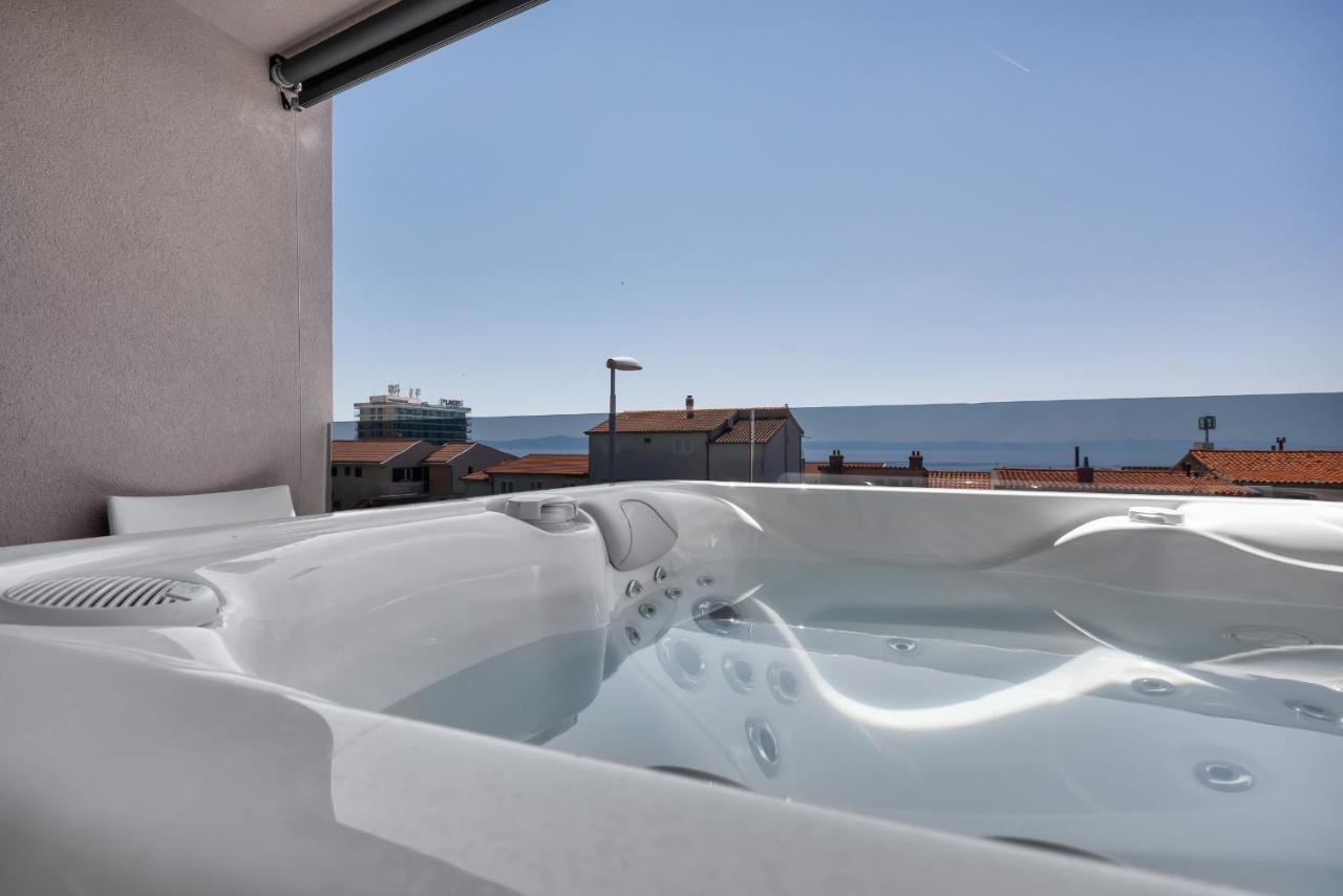 Lux Apartment Dolce Vita - Private Hottub มาคาร์สกา ภายนอก รูปภาพ